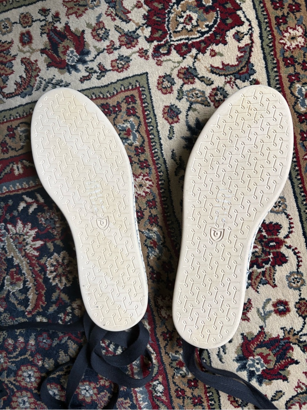 Rothy’s espadrilles NIB - Picture 2 of 4
